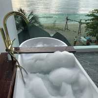 พาเที่ยวทะเลใต้ “HOTEL VILLA Aokhanom”