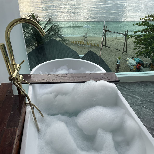 พาเที่ยวทะเลใต้ “HOTEL VILLA Aokhanom”