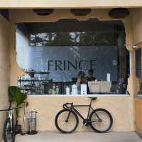 Fringe Cafe and Restaurant 