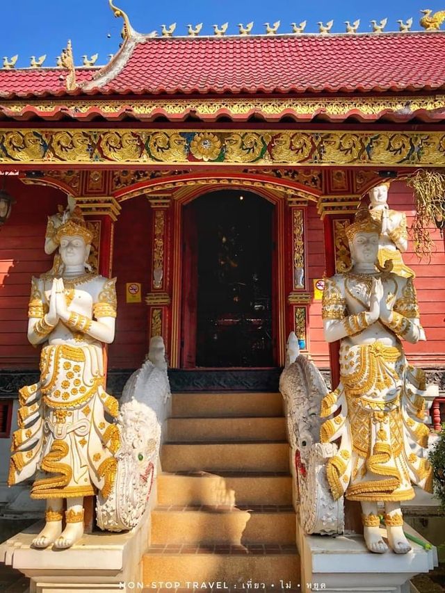ชมความงดงามของวัดคู่บ้านคู่เมืองเชียงรายมายาวนาน