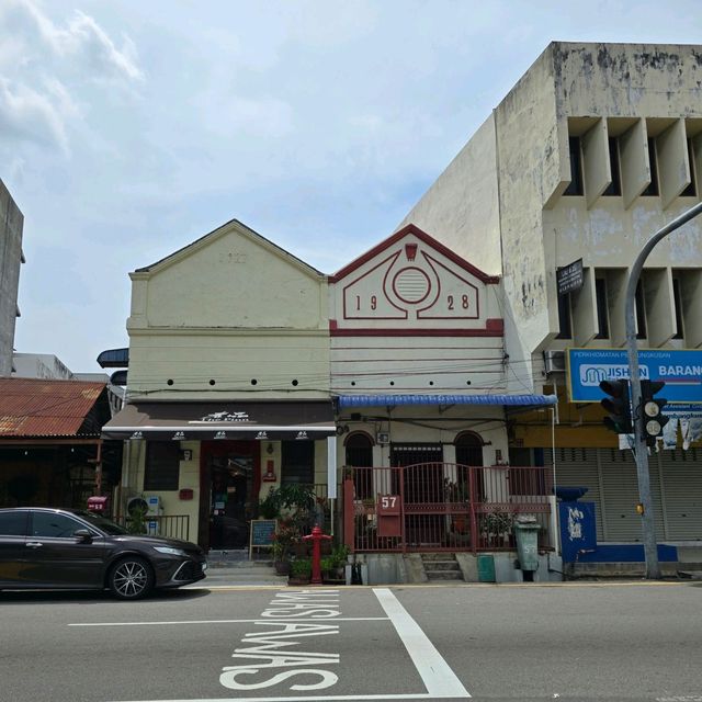 ร้านอาหารรางวัลมิชลินไกด์ 老品The Pinn
