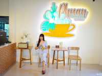 คาเฟ่ในสวนมีน้ำตกร่มรื่น คลอง15 นครนายก