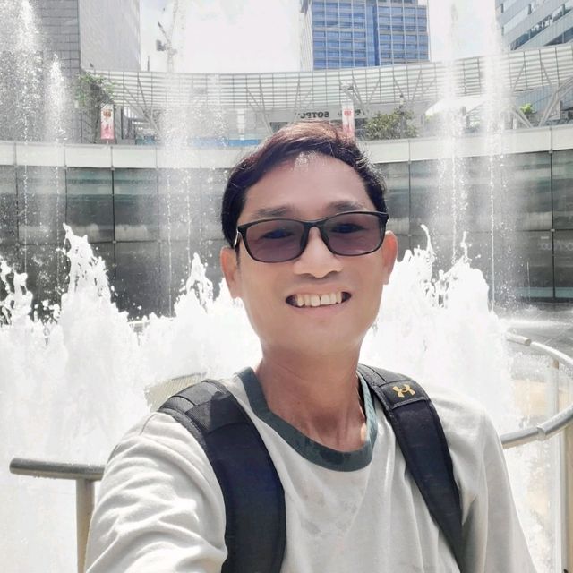 MEMORABLE MOMENTS Fountain of Wealth