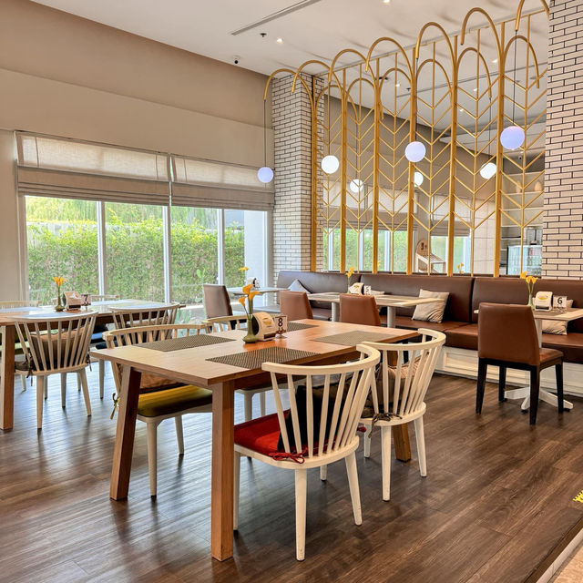  Health Land Resort & Spa 