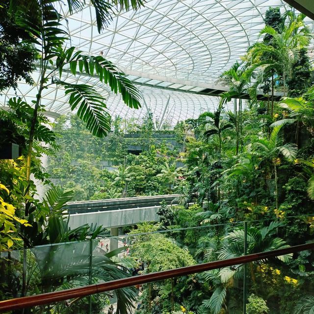 2nd time I visit Singapore and landing at Changi airport