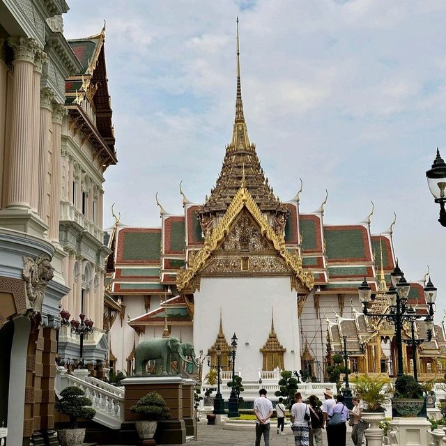The stunning Wat Phra Kaew