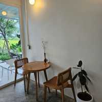 ร้านคาเฟ่ไวท์แคนตัส นนทบุรี
