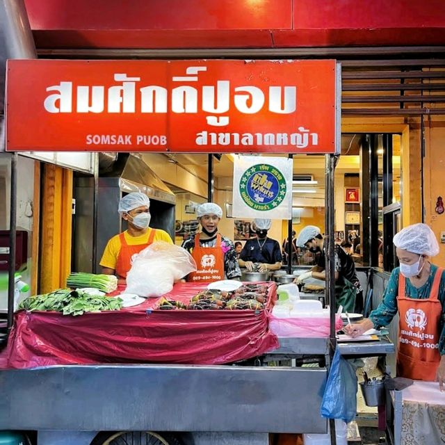 Eat like a local : Savory the best Seafood Glass Noodles in Bangkok!