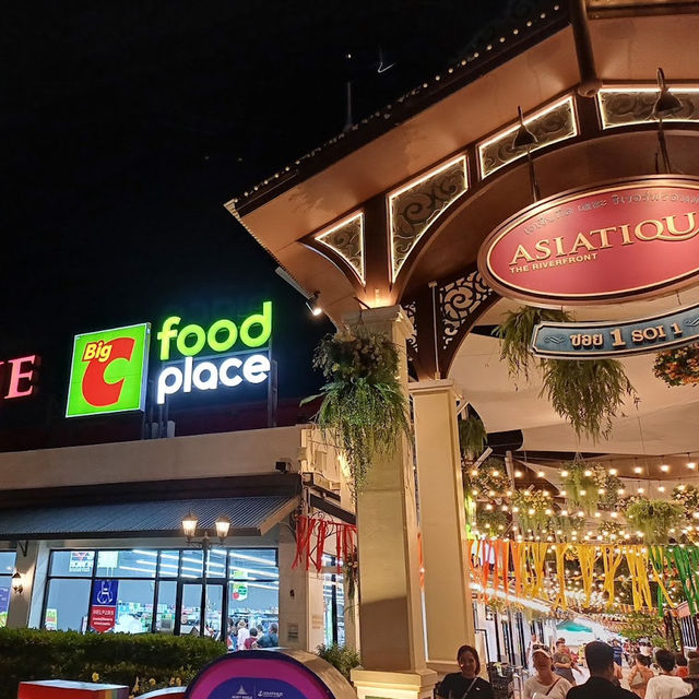 曼谷越夜越精彩的Asiatique碼頭夜市