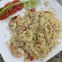 ร้านอาหาร แดง-ดำ 