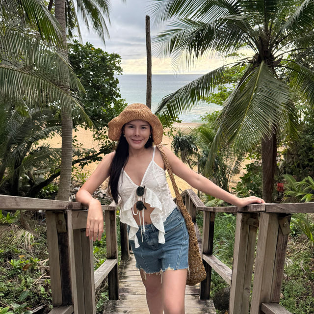 สะพานไม้ หาดในทอน🏝️