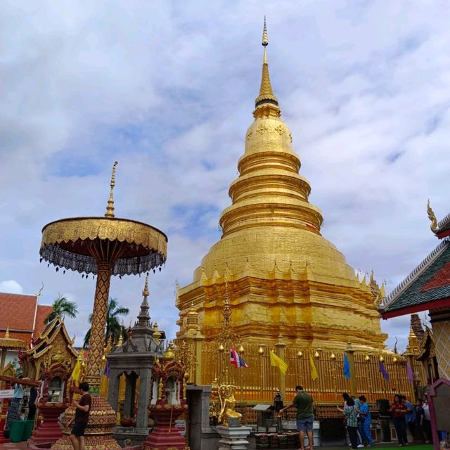 ตามรอยเมืองแห่งวิษณุเทพ @วัดพระธาตุหริภุญชัย