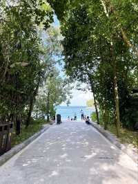 Exploring Siloso Beach Sentosa 