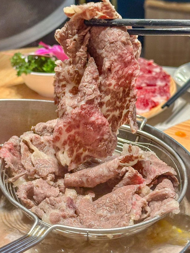 深圳·喜喜贊牛潮汕牛肉火鍋