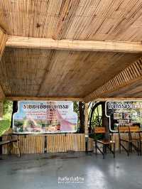 ร้านอาหารและคาเฟ่บรรยากาศร่มรื่นธีมไม้ไผ่