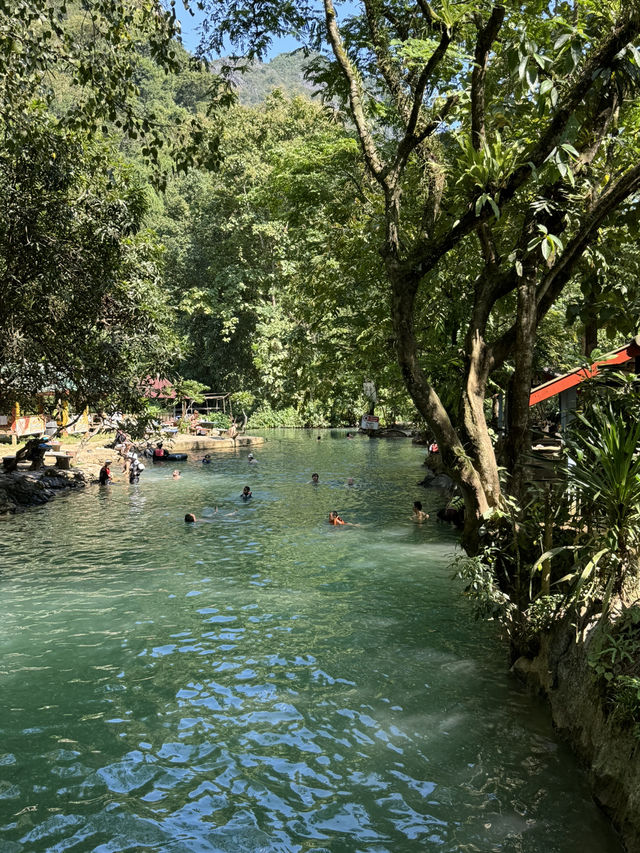 บลูลากูน | วังเวียง 💦🌳🏊🧢