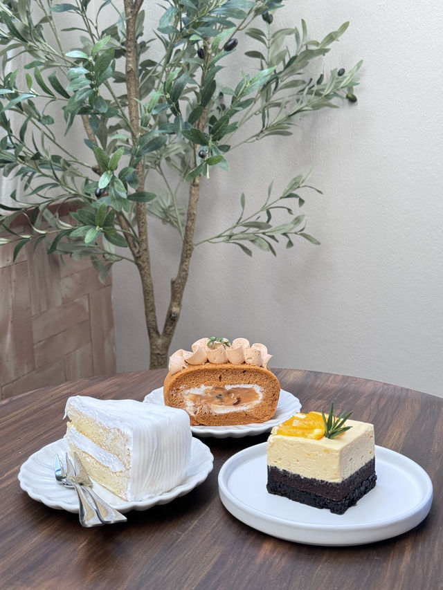 Rich 🌰 คาเฟ่ เค้ก homemade ที่โดนใจ 🍰🍫🍪