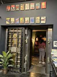 The last bookstore