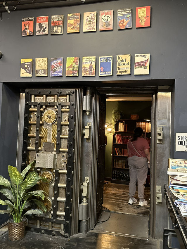 The last bookstore