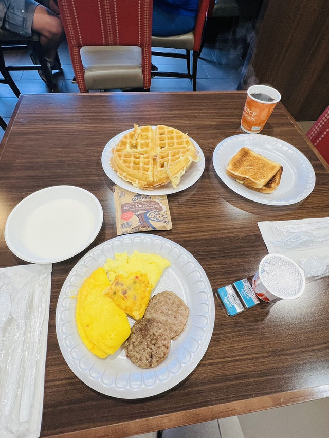 [北卡住宿］Comfort Inn near Great Smoky Mountain National Park-平價旅館🛌