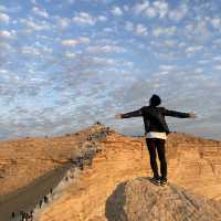 【中東砂漠の大絶景を一望】サウジアラビア Edge of the world