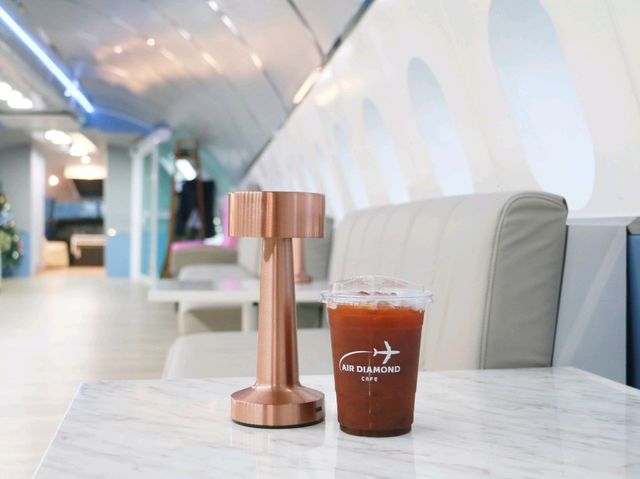 คาเฟ่เครื่องบิน Air Diamond cafe