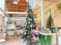 คาเฟ่สวนดอกไม้ Cakery 