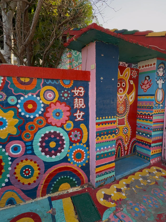 Rainbow Village: A Colorful Legacy of Rainbow Grandpa's Art