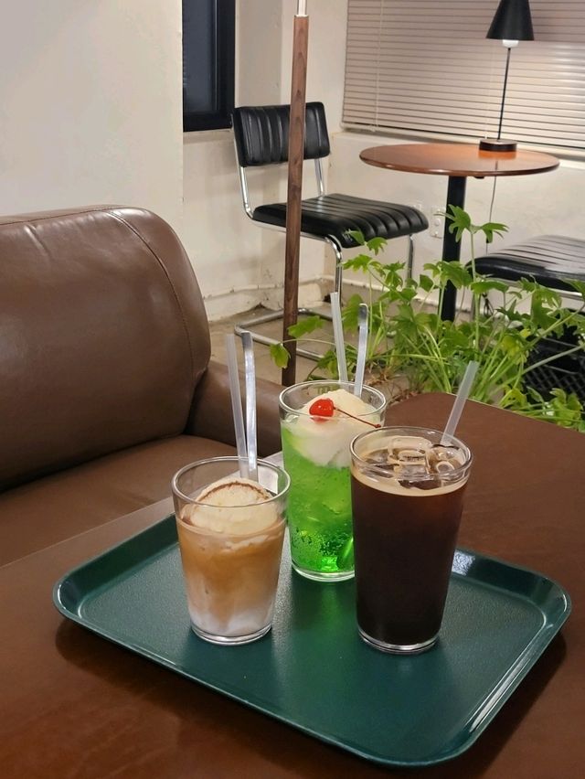미국감성 느낄 수 있는 카페🎄