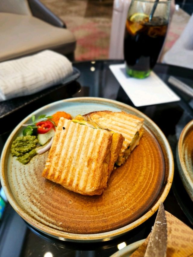 รีวิว Premier Lounge ที่โรงแรม Sama Sama Hotel