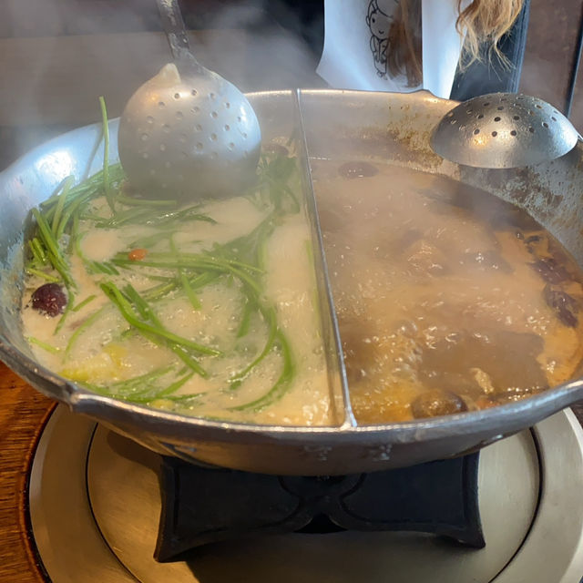 台中美食探秘：無老鍋的極致火鍋饗宴