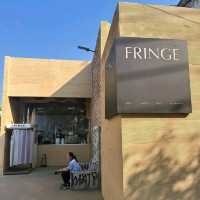 Fringe ไม่พลาดถือผิด!