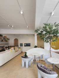 T13 Cafe' : คาเฟ่มินิมอล จ.ฉะเชิงเทรา