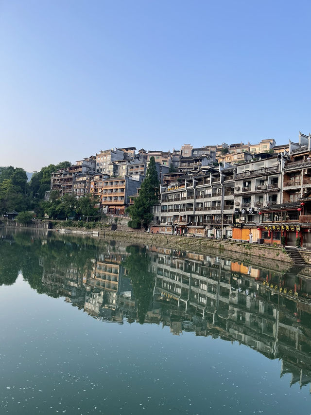🇨🇳Furong Town & Phoenix Ancient Town Day & Night 🌿🏮