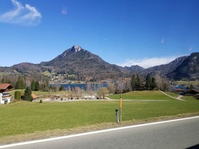 [🇦🇹ハルシュタット] 美しい景色が広がる旅の道中