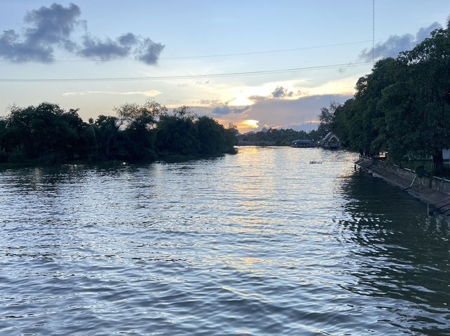 เกาะลอย หาดแสนสุขลำปำโฉมใหม่
