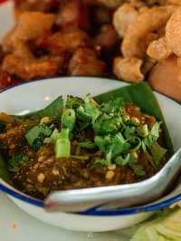 💛 ร้านอาหารเหนือบ้าน ๆ ที่อบอุ่นเหมือนกินข้าวอยู่