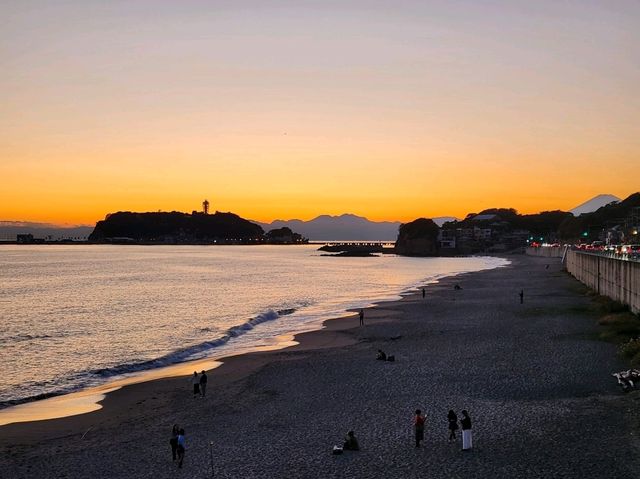 A Peaceful Escape: History and Sunset in Kamakura