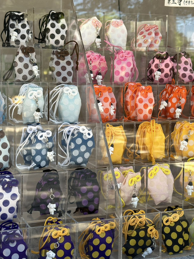 【金沢×石浦神社】コロンとして可愛い水玉模様のお守りや朱塗りの鳥居