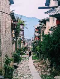 中國雲南著名旅遊小鎮：魯史古鎮，適合打卡拍照📸