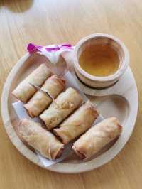At Home ร้านคาเฟ่น่ารัก บรรยากาศอบอุ่น