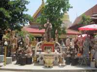 Wat Bang Phra วัดบางพระ (หลวงพ่อเปิ่น)