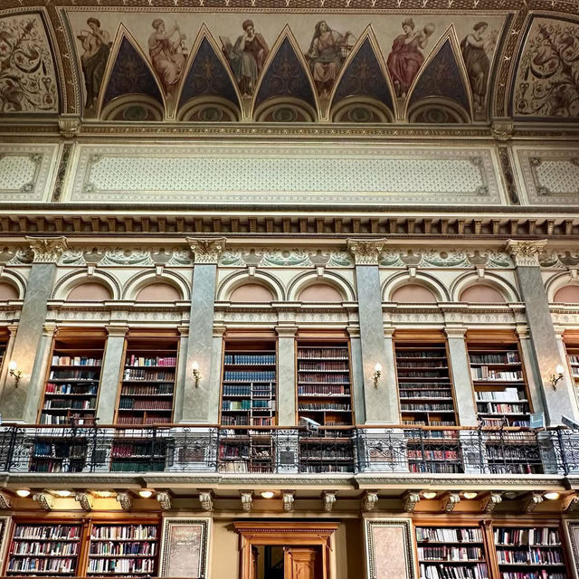 A Nerd’s Paradise: ELTE University in One Unforgettable Day