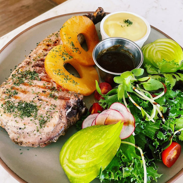ร้าน Dear Friend, Cafe & Restaurant เชียงราย