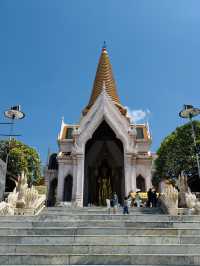สายบุญต้องมา ไหว้พระ ชมความงาม “วัดพระปฐมเจดีย์” 
