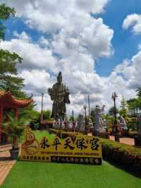 Malaysia’s Hidden Gem: The 68-Foot Wonder of Tian Bao Gong