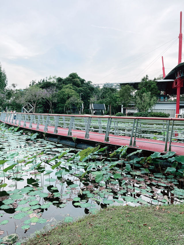 “Wind Chime Island: A Serene Escape”