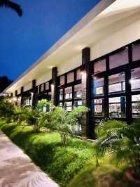 Verandah Restaurant: Serene Dining in Elegant Surroundings