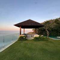 The Ungasan Clifftop Resort – Uluwatu