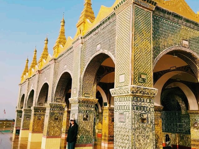The Golden Temple of Mandalay Hill: Where Sunset Meets Serenity